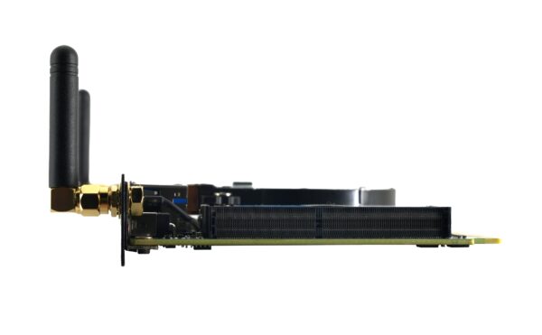 SDM31201BC-1L PCs/estación de trabajo Intel® Core i3 i3-1220P 8 GB DDR4-SDRAM 256 GB SSD Windows 11 IoT Enterprise Mini PC Negro