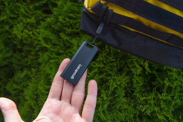 SSDR-GMRE-512-K0 unidad externa de estado sólido 512 GB Negro