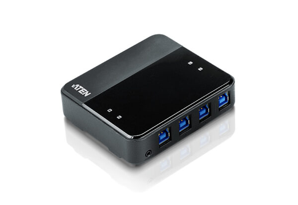 Switch de periféricos USB 3.2 Gen1 de 4 x 4 puertos
