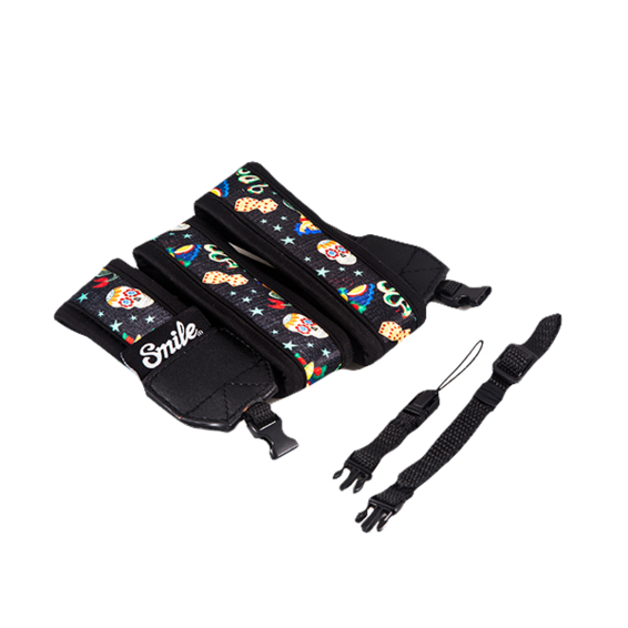 Camera Strap Hungup - Pin Up
